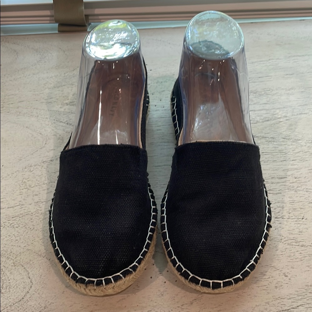 Old Navy Classic Black Canvas Espadrilles. Size 7.